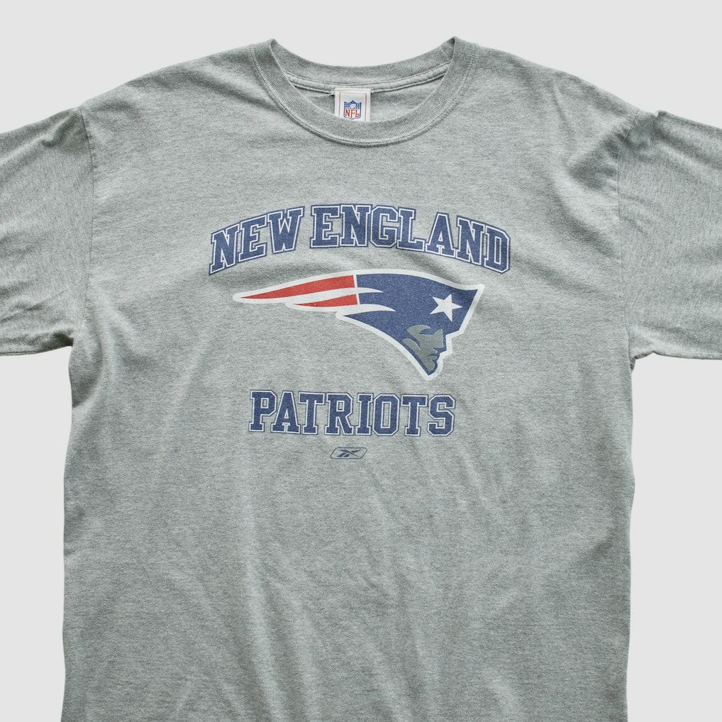 NFL New England Patriots NFL 2000s Long Sleeve T-shirt