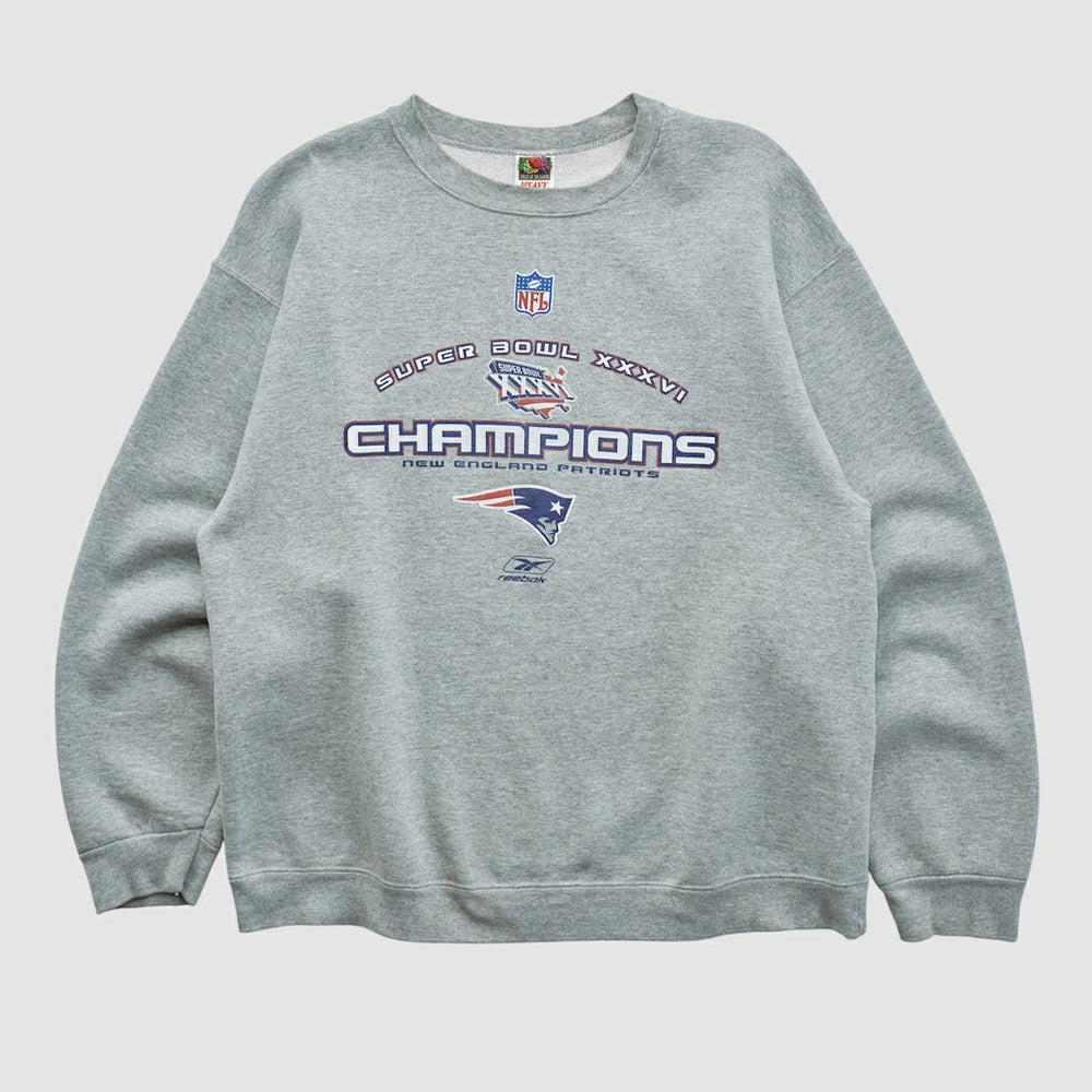NFL New England Patriots Super Bowl XXXVI Fruit of The Loom 2002 Pullover Sweatshirt