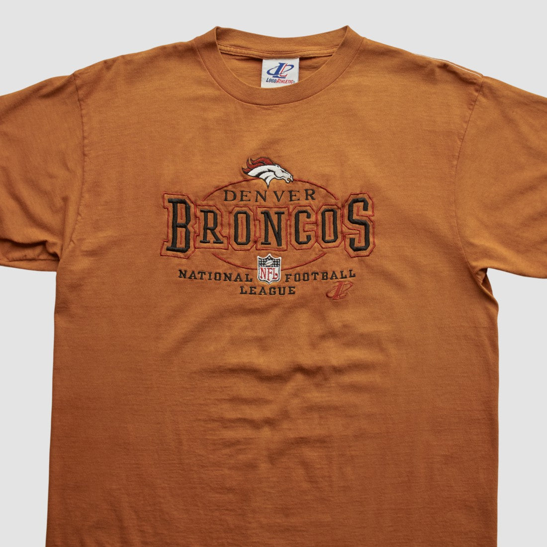 NFL Denver Broncos Logo Athletic 90s T-shirt