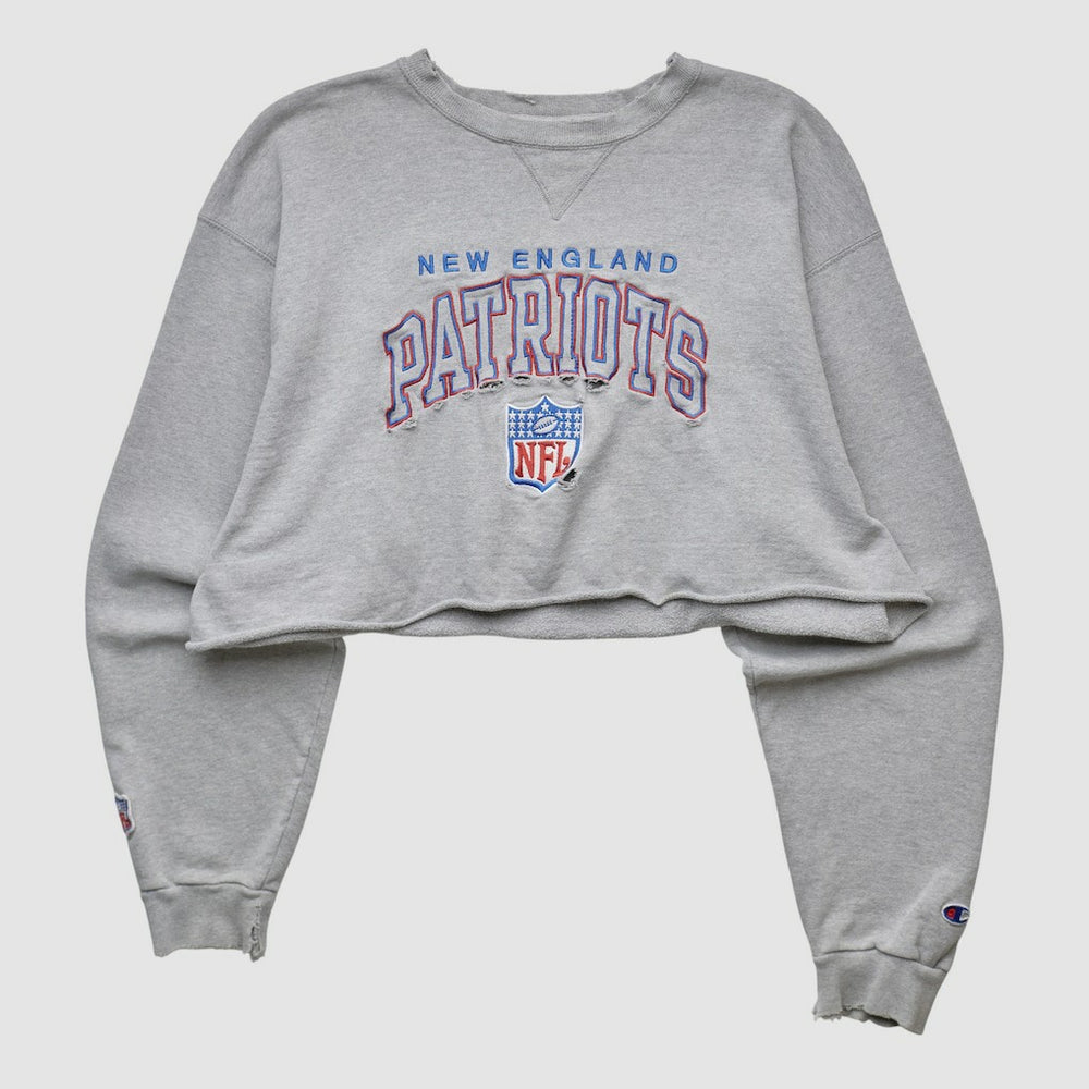 NFL New England Patriots Champion 90s Pullover Sweatshirt