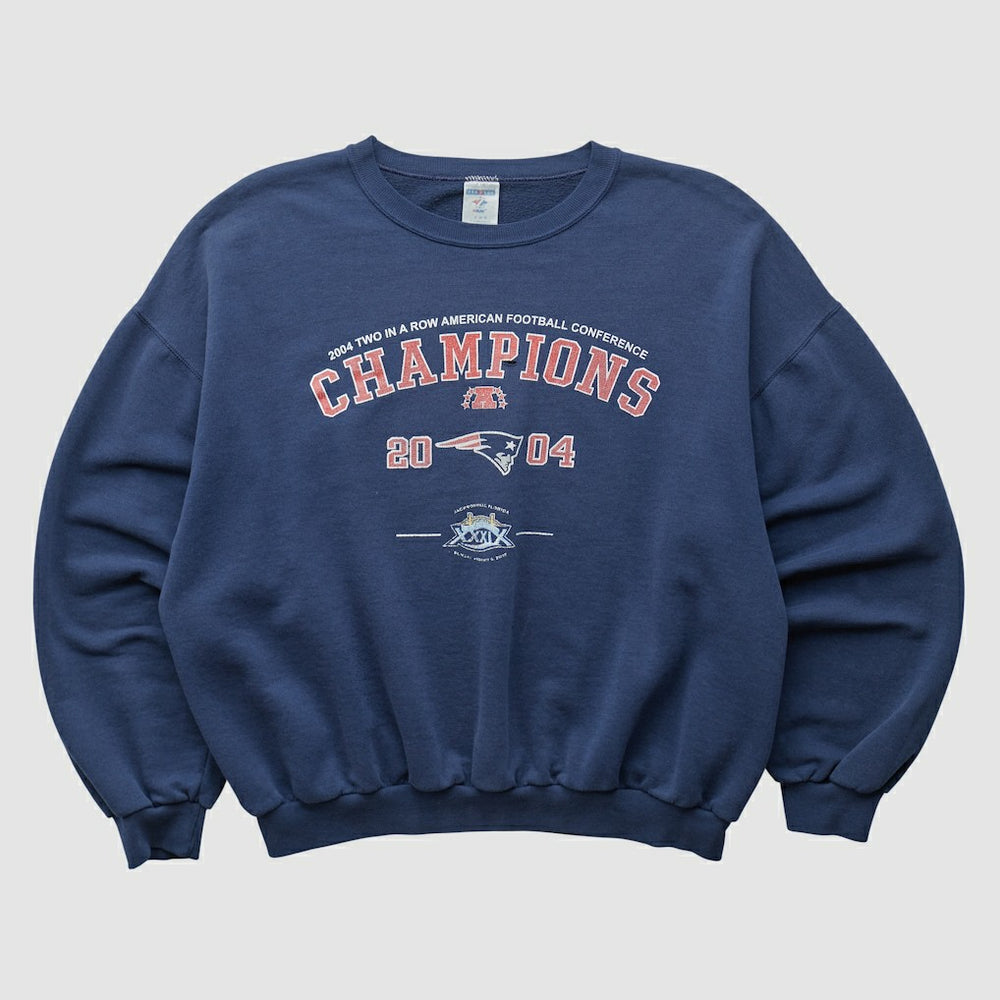 NFL New England Patriots Jerzees 2004 Pullover Sweatshirt