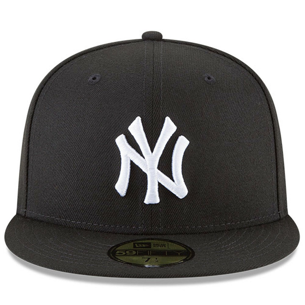 New York Yankees 59FIFTY Fitted Hat - Black | New Era