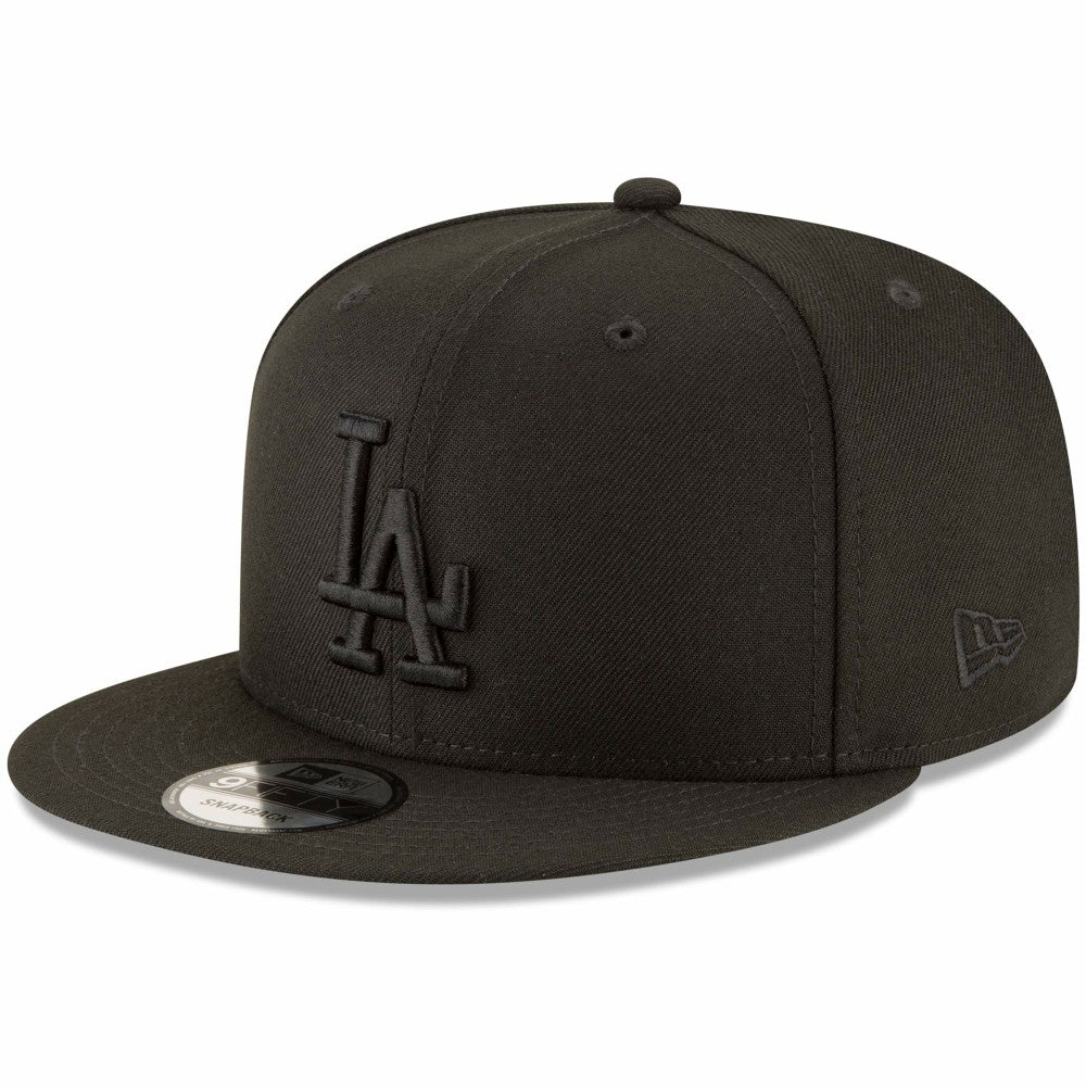 Los Angeles Dodgers Black on Black 9FIFTY Team Snapback Adjustable Hat - Black | New Era