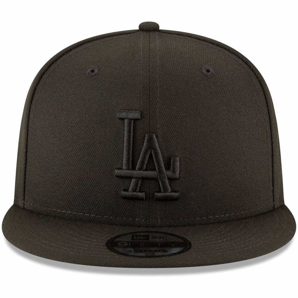 Los Angeles Dodgers Black on Black 9FIFTY Team Snapback Adjustable Hat - Black | New Era