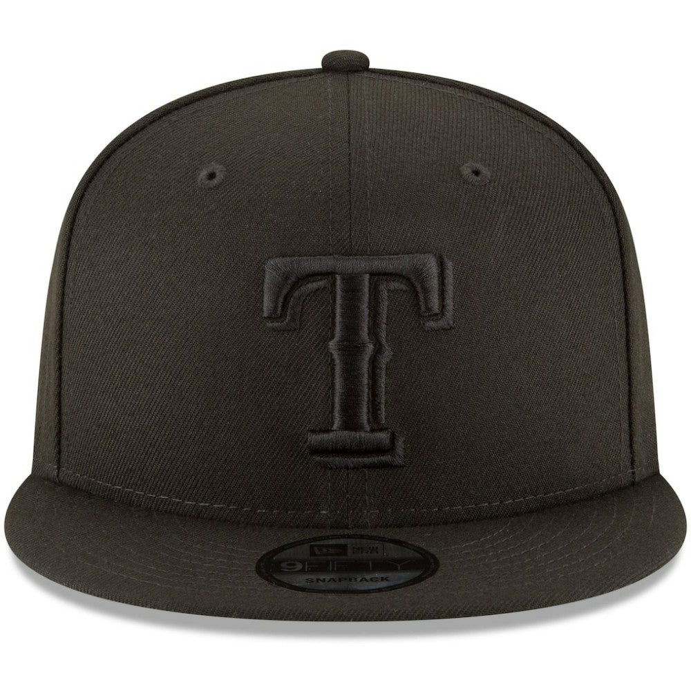 Texas Rangers Black on Black 9FIFTY Team Snapback Adjustable Hat - Black | New Era