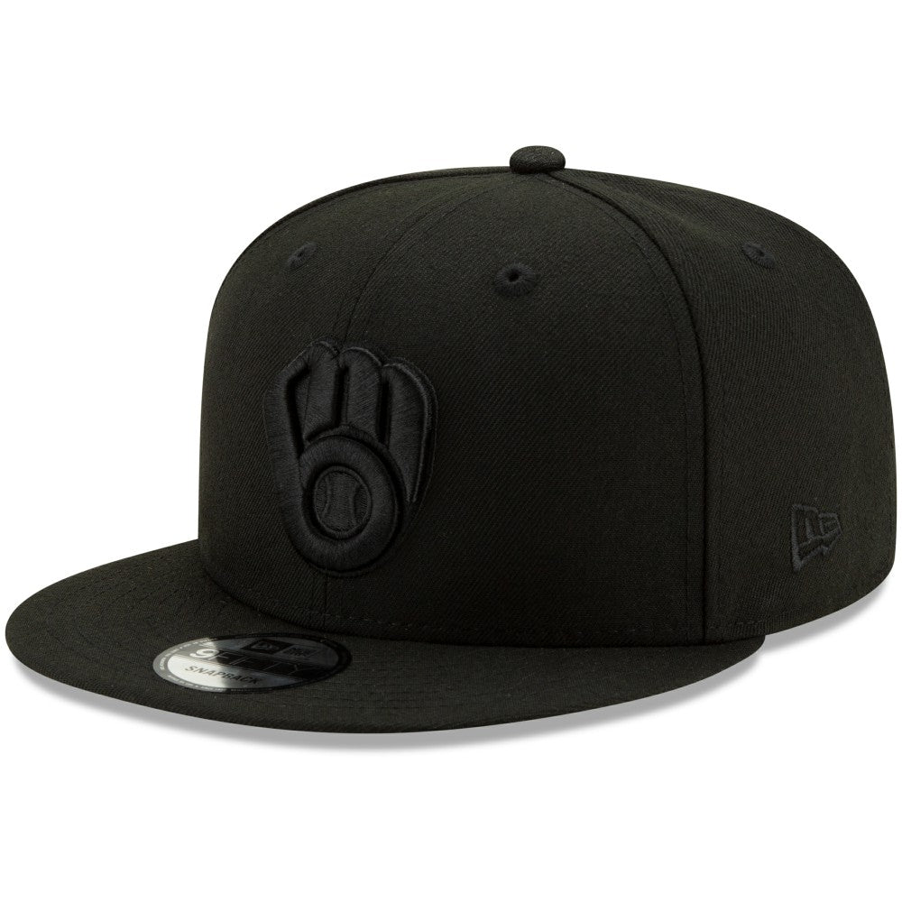 Milwaukee Brewers Black on Black 9FIFTY Snapback Adjustable Hat - Black | New Era