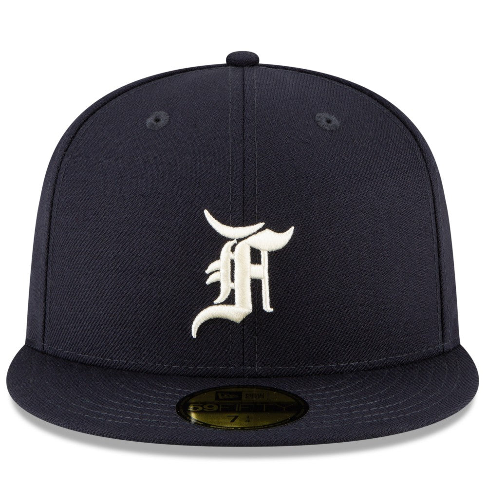 MLB Fear of God Essentials 59FIFTY Fitted Hat - Navy | New Era