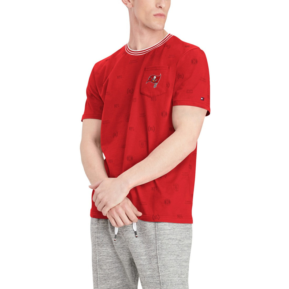 NFL Tampa Bay Buccaneers Tommy Hilfiger Essential Pocket T-Shirt