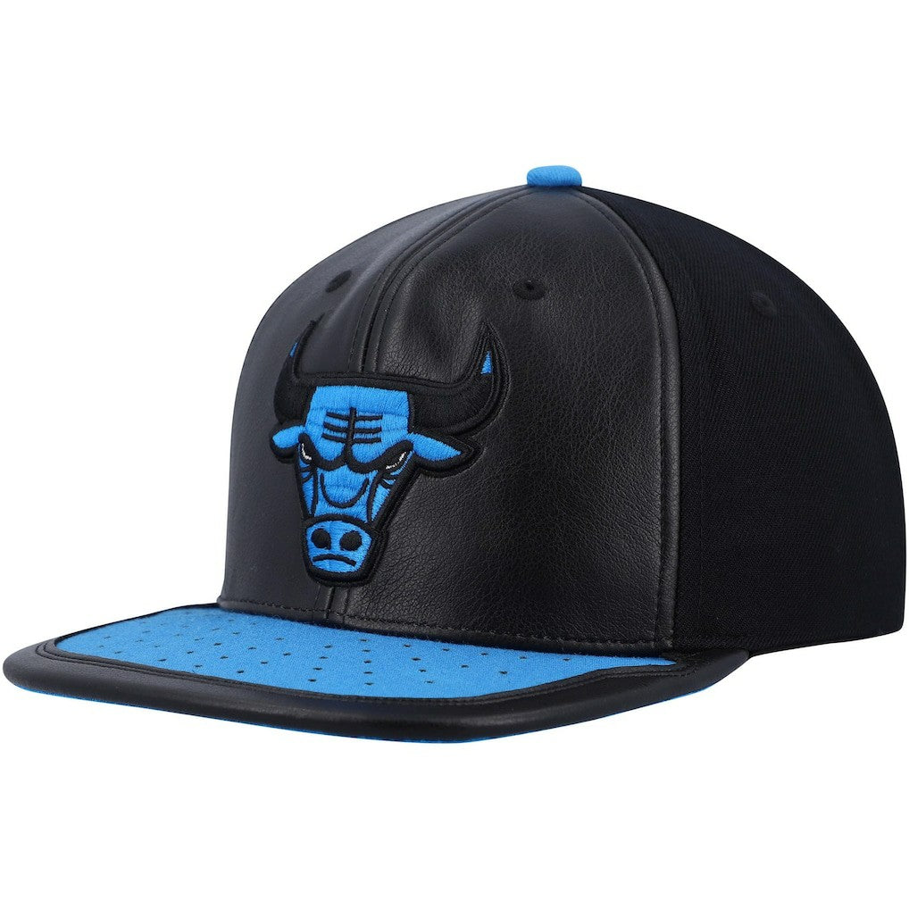 Chicago Bulls Day One Snapback Hat - Black/Royal | Mitchell & Ness shop