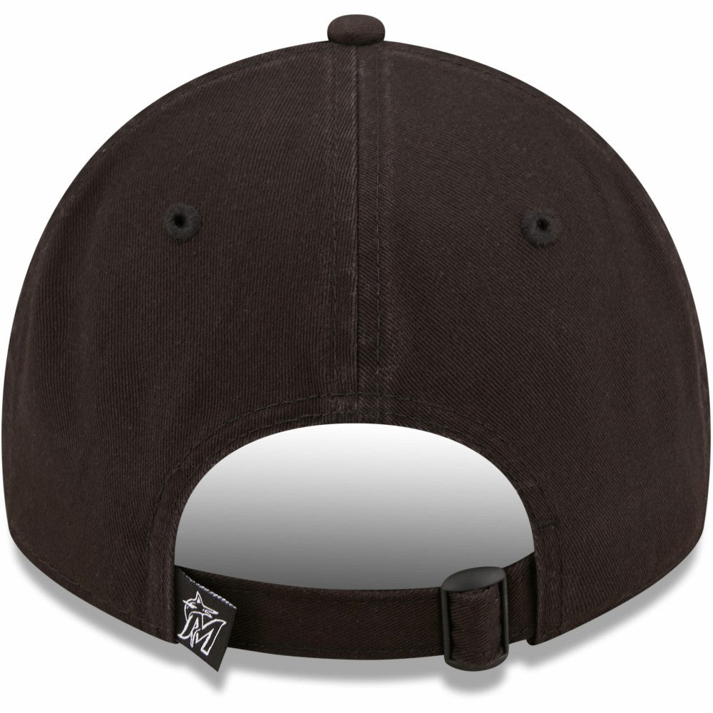 Miami Marlins Black On Black Core Classic 2.0 9TWENTY Adjustable Hat | New Era