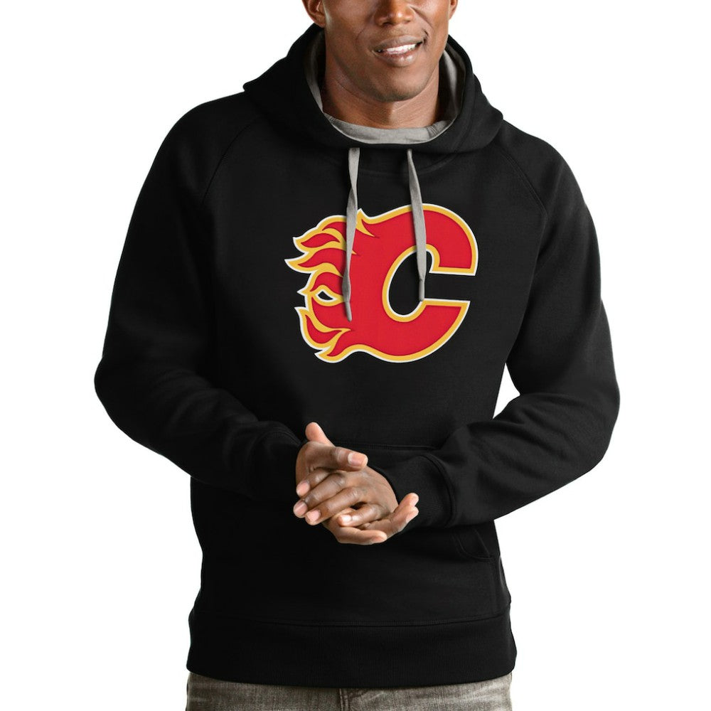 Calgary Flames Antigua Logo Victory Pullover Hoodie