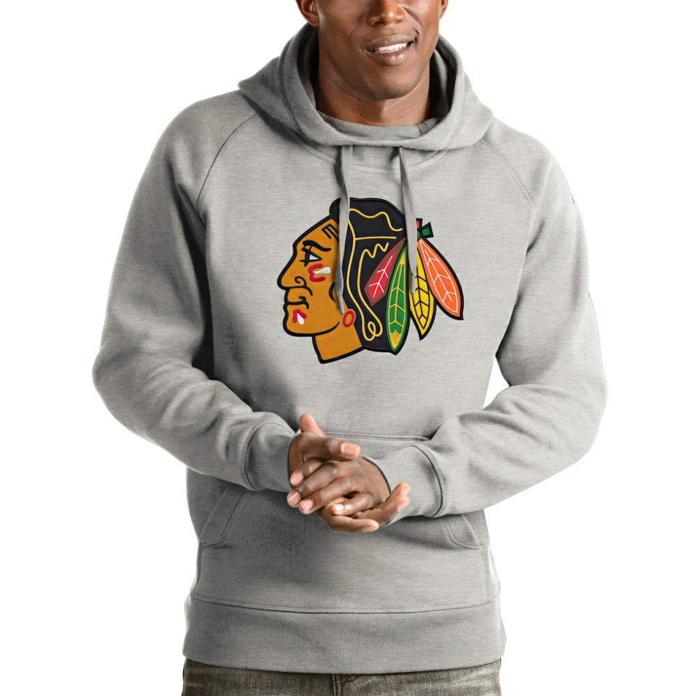 Chicago Blackhawks Antigua Logo Victory Pullover Hoodie