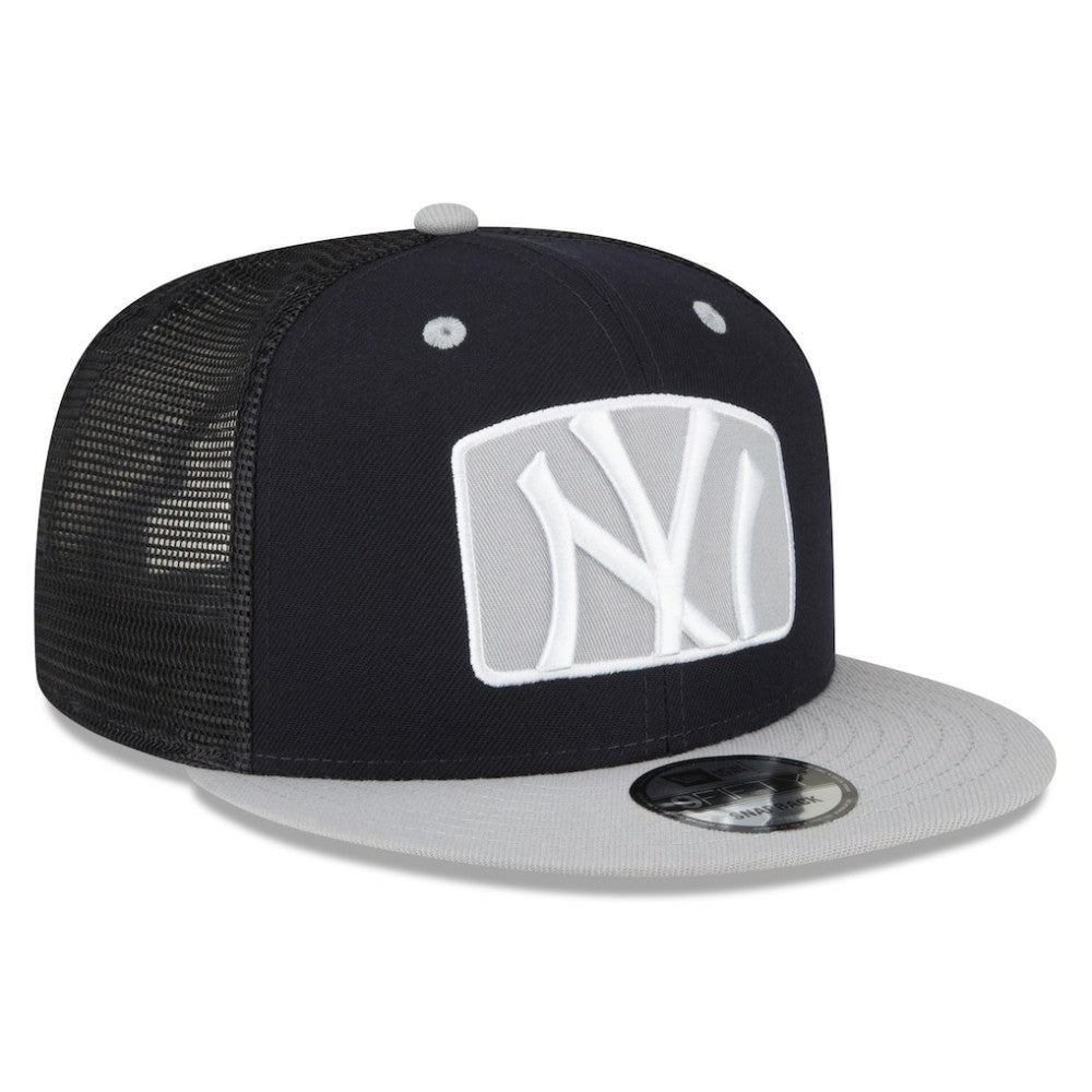 New York Yankees Logo Zoom Trucker 9FIFTY Snapback Hat - Navy | New Era