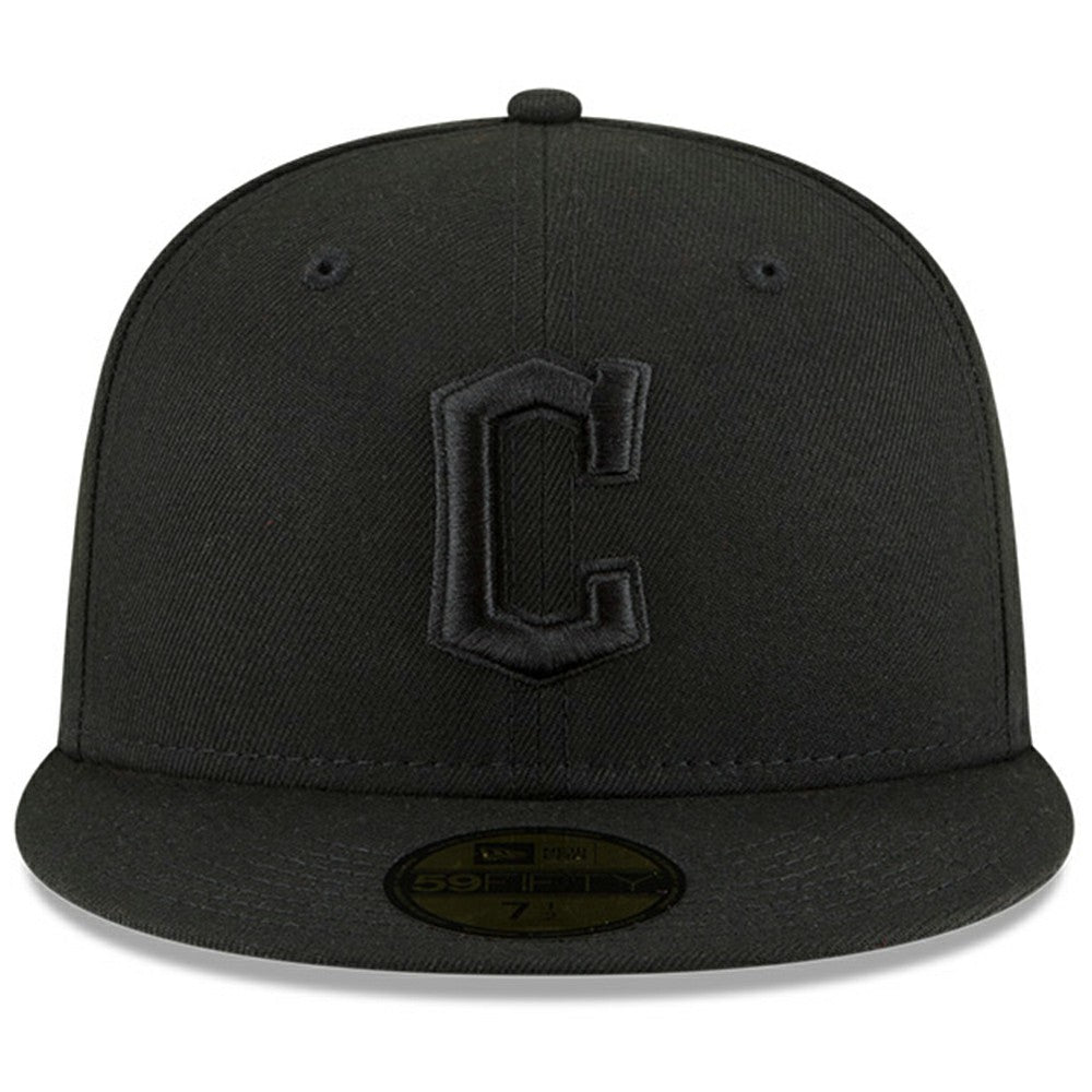 Cleveland Guardians 59FIFTY Fitted Hat - Black/Black | New Era