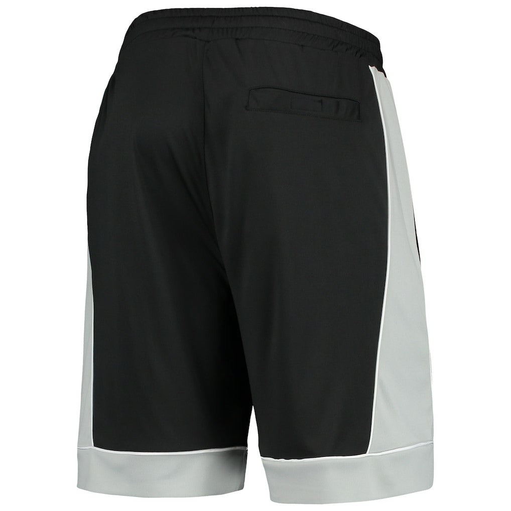 NFL Las Vegas Raiders Starter Fan Favorite Fashion Shorts