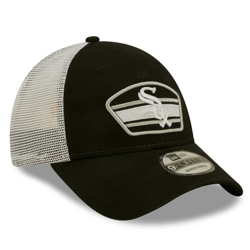 Chicago White Sox Logo Patch 9FORTY Trucker Snapback Hat - Black/White | New Era