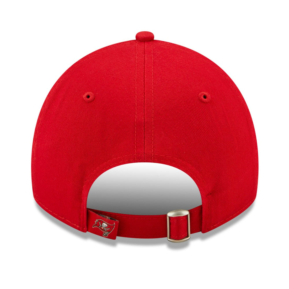 NFL Tampa Bay Buccaneers Women's Formed 9TWENTY Adjustable Hat