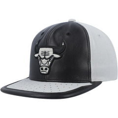 Chicago Bulls Day One Snapback Hat - Black/Gray | Mitchell & Ness on sale