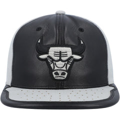 Chicago Bulls Day One Snapback Hat - Black/Gray | Mitchell & Ness on sale