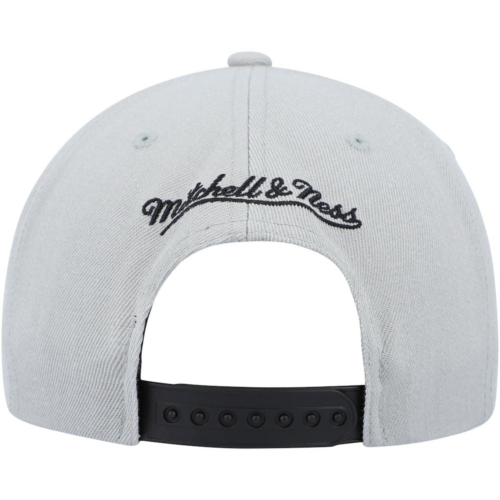 Chicago Bulls Day One Snapback Hat - Black/Gray | Mitchell & Ness on sale