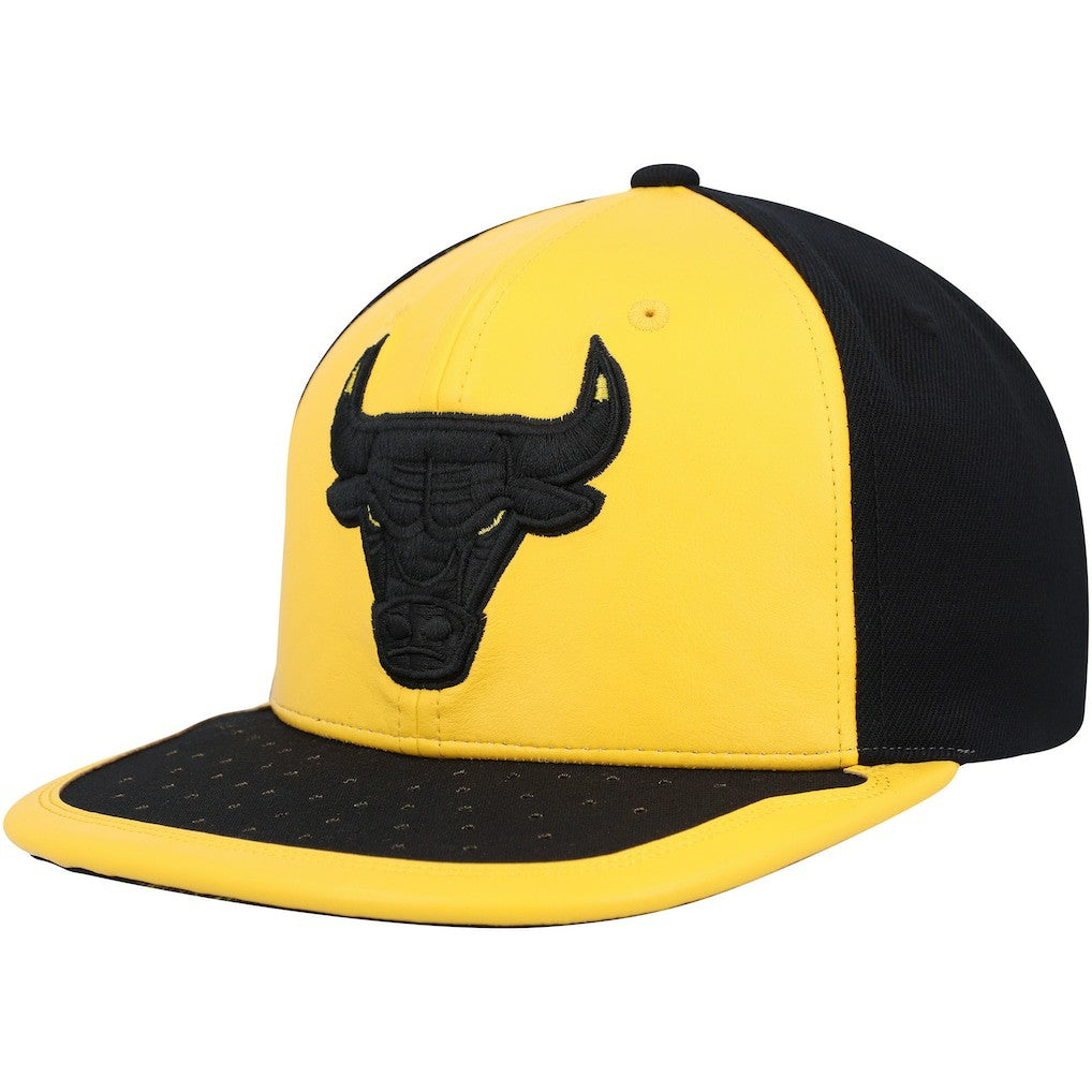 Chicago Bulls Day One Snapback Hat - Yellow/Black | Mitchell & Ness cheap