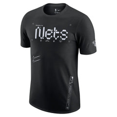 Brooklyn Nets Courtside Air Traffic Control Max90 T-Shirt - Black | Nike online