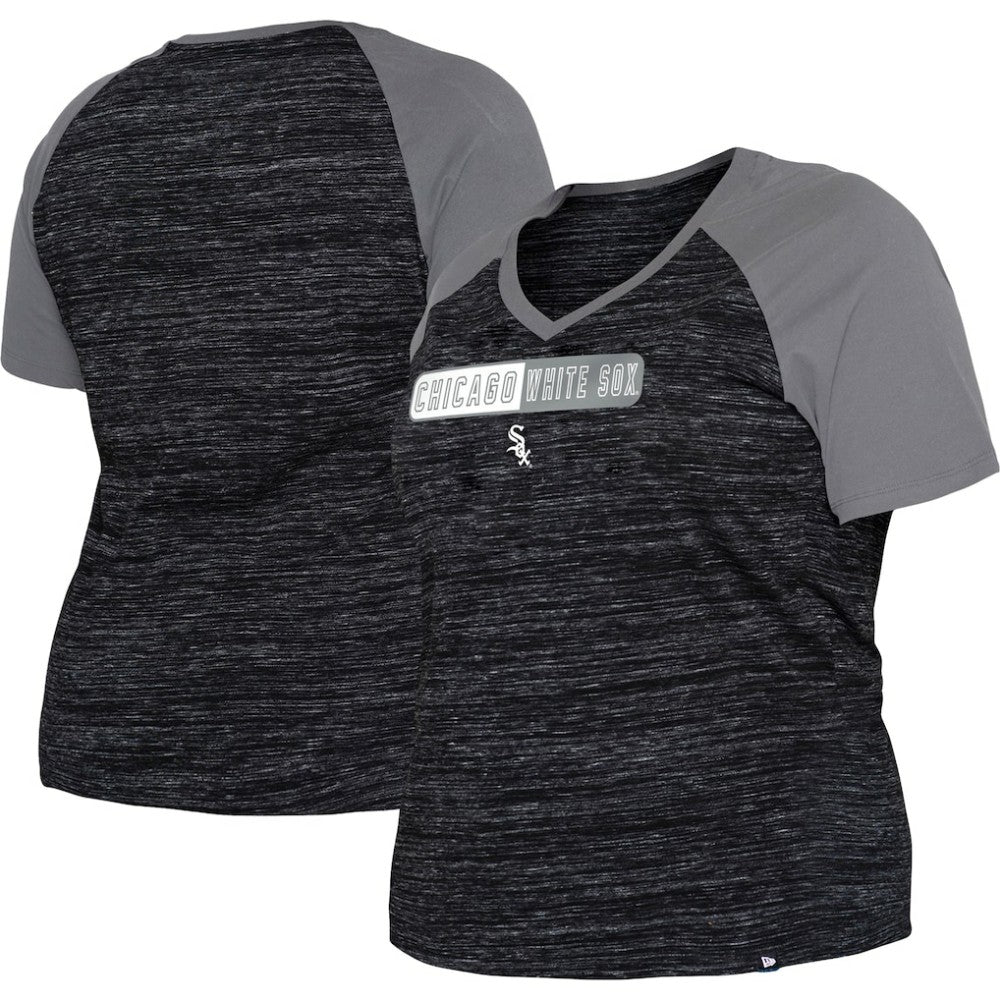 Chicago White Sox Women's Plus Size Space Dye Raglan V-Neck T-Shirt - Black | New Era