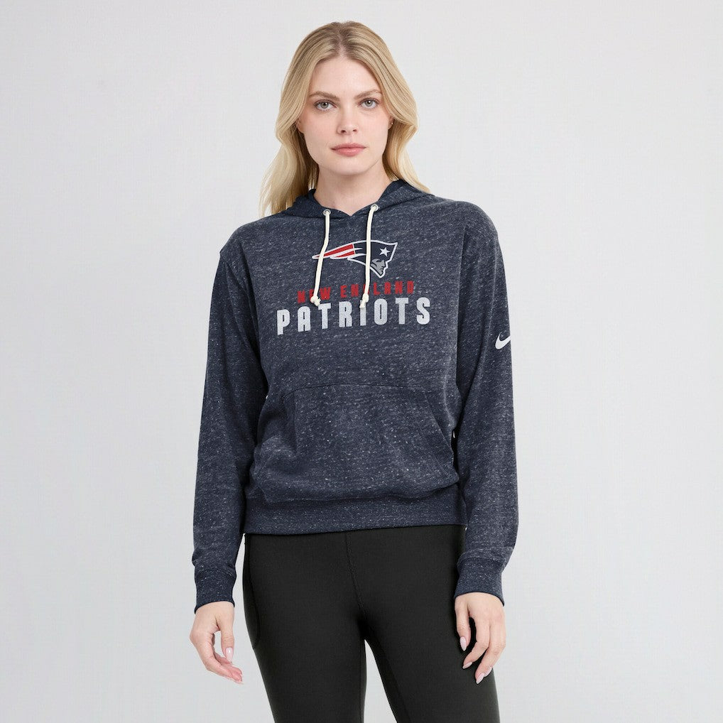 NFL New England Patriots Women's Plus Size Gym Vintage Pullover Hoodie