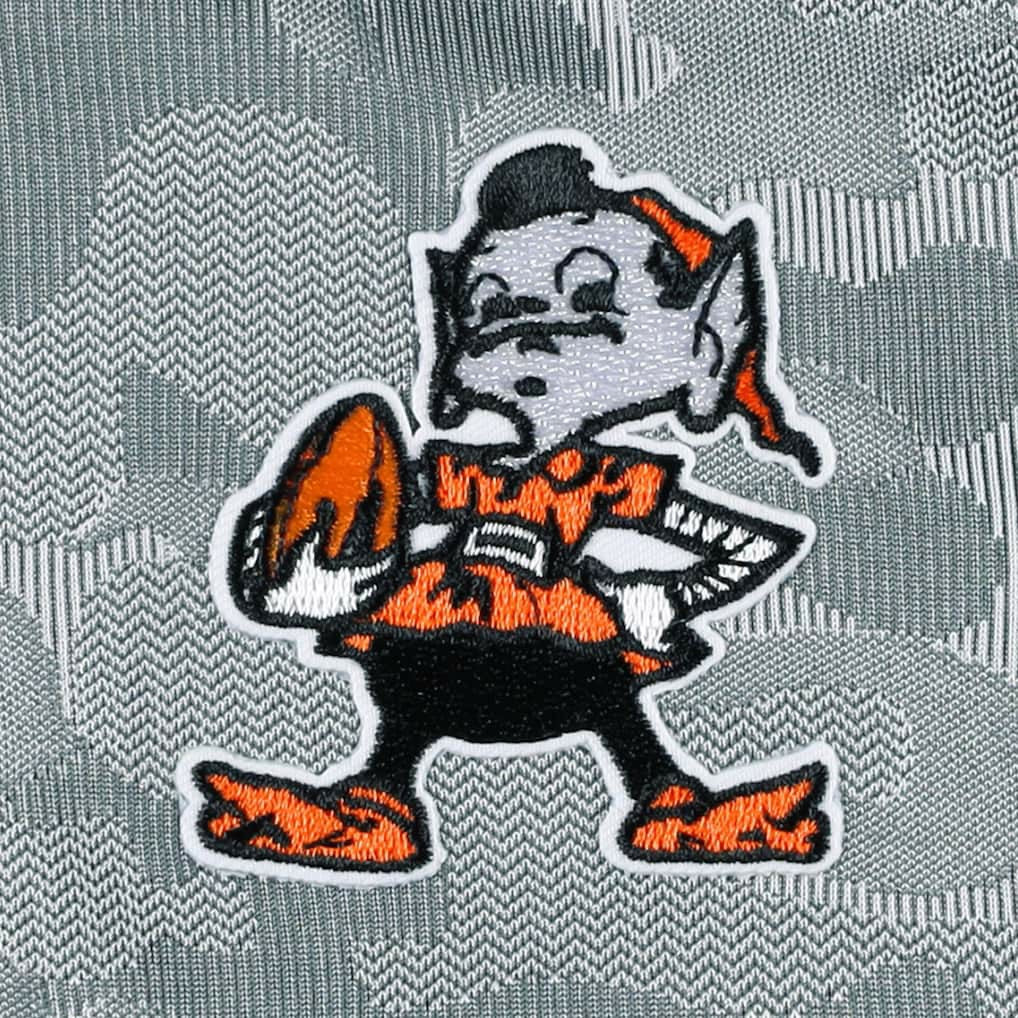 NFL Cleveland Browns Antigua Brigade Throwback Quarter-Zip Top