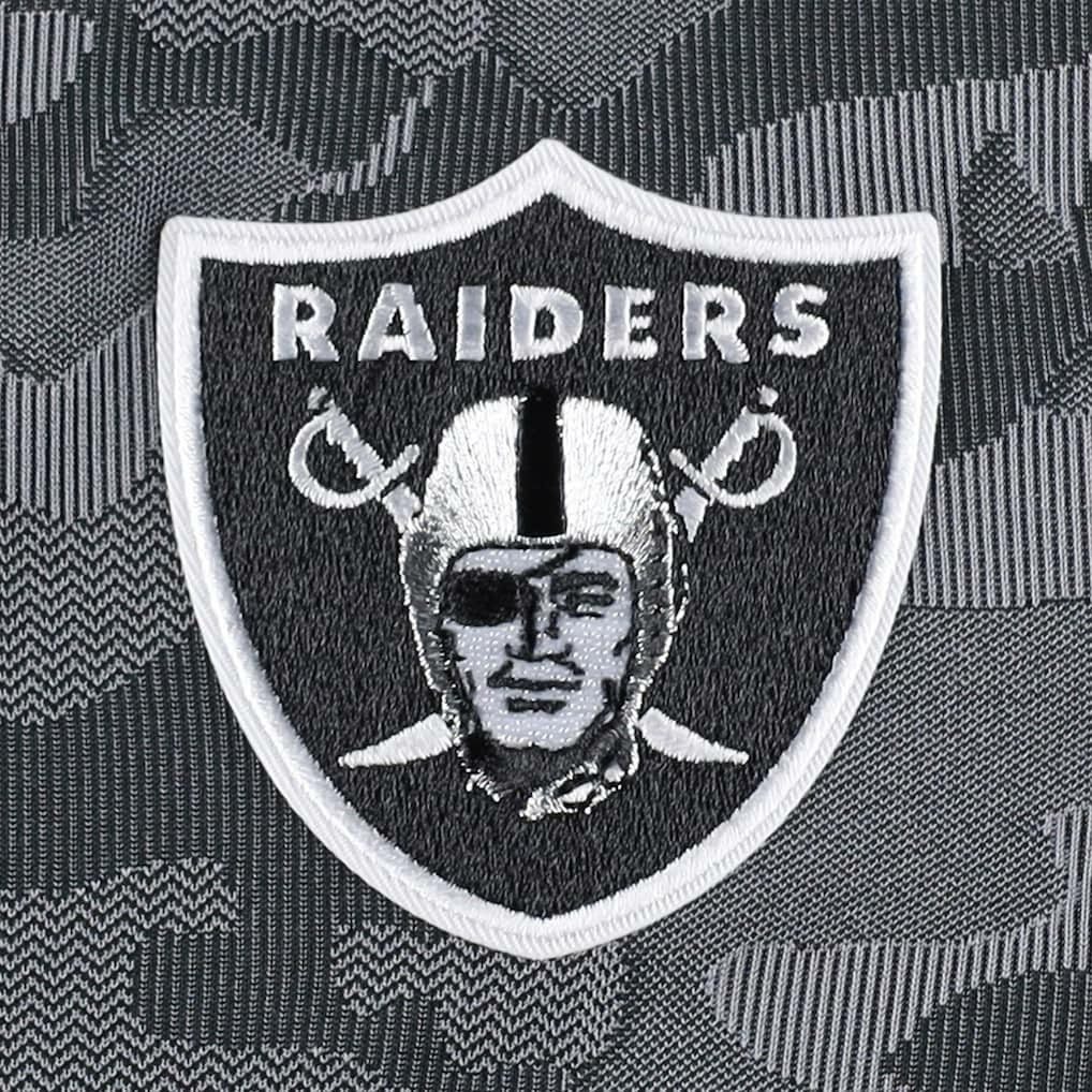 NFL Las Vegas Raiders Antigua Brigade Quarter-Zip Sweatshirt