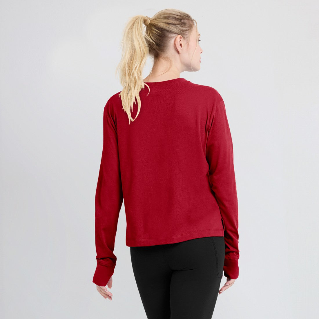 NFL Tampa Bay Buccaneers Women's Modest Crop Performance Long Sleeve T-Shirt