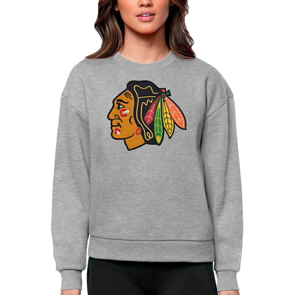 Chicago Blackhawks Antigua Women's Team Logo Victory Crewneck Pullover Sweatshirt