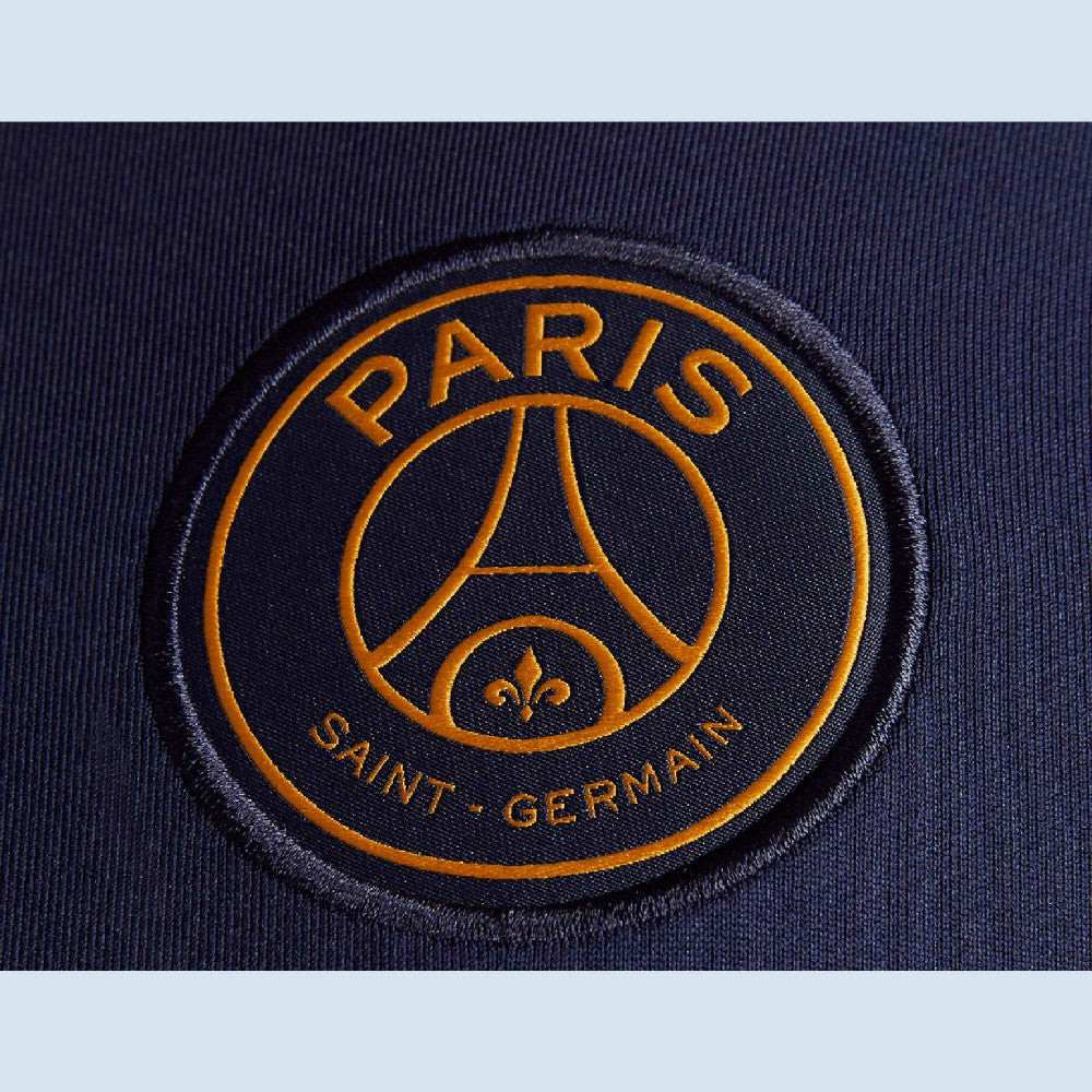 Paris Saint-Germain 2023/24 Strike Drill Performance Raglan Quarter-Zip Long Sleeve Top / Soccer New