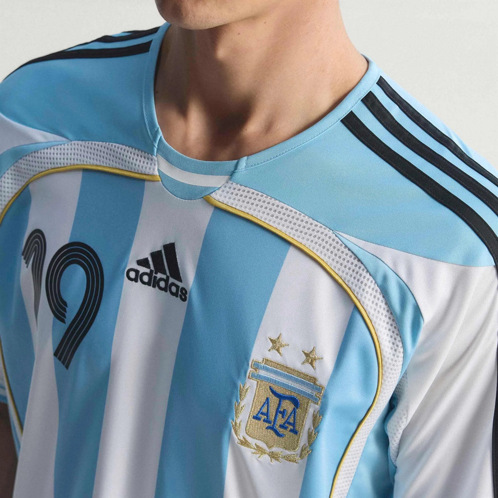 2006 Argentina Men's Retro Stadium Home Messi #19 Soccer Jersey  | Outlet
