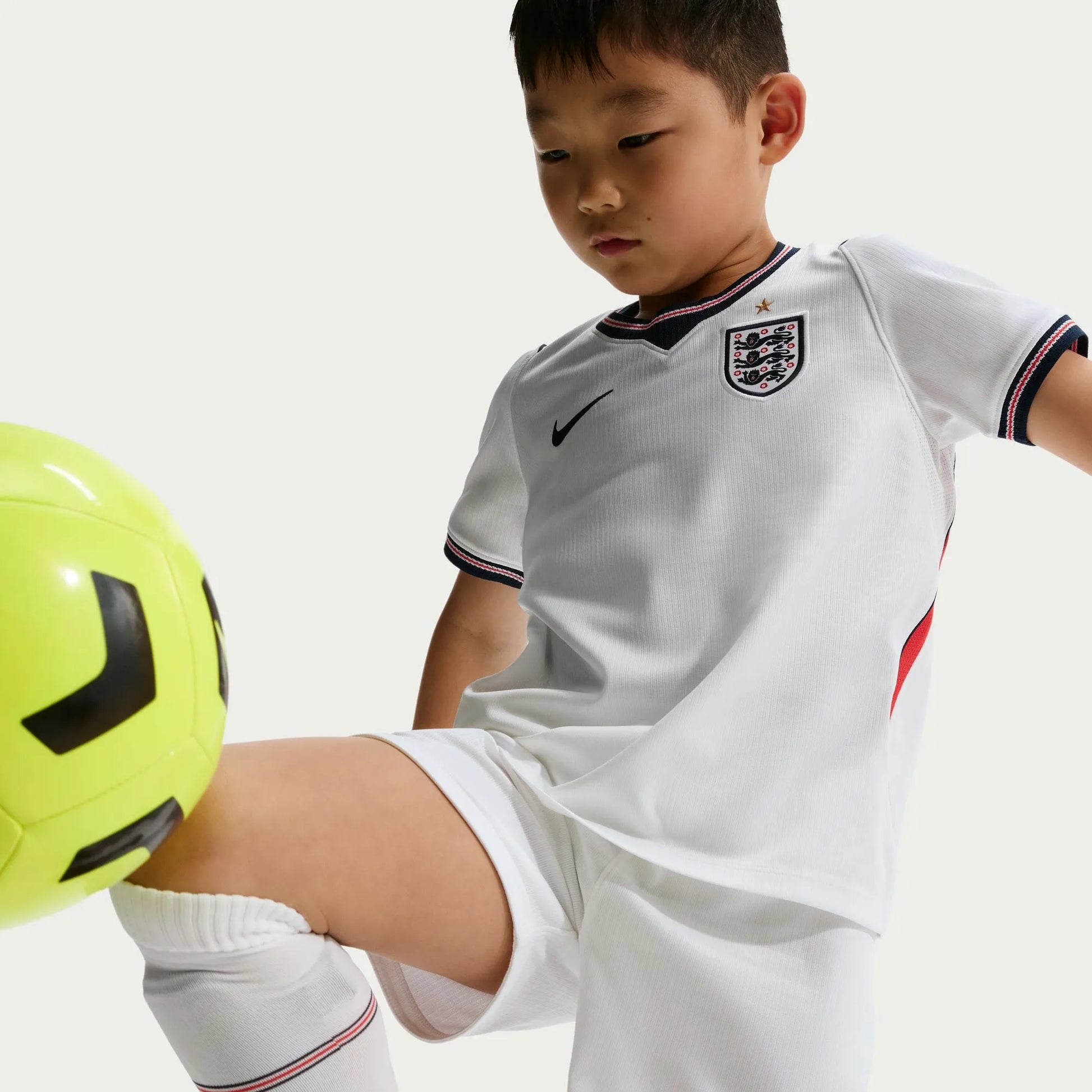 2026-27 England Little Kids' Stadium Home Kit | Outlet